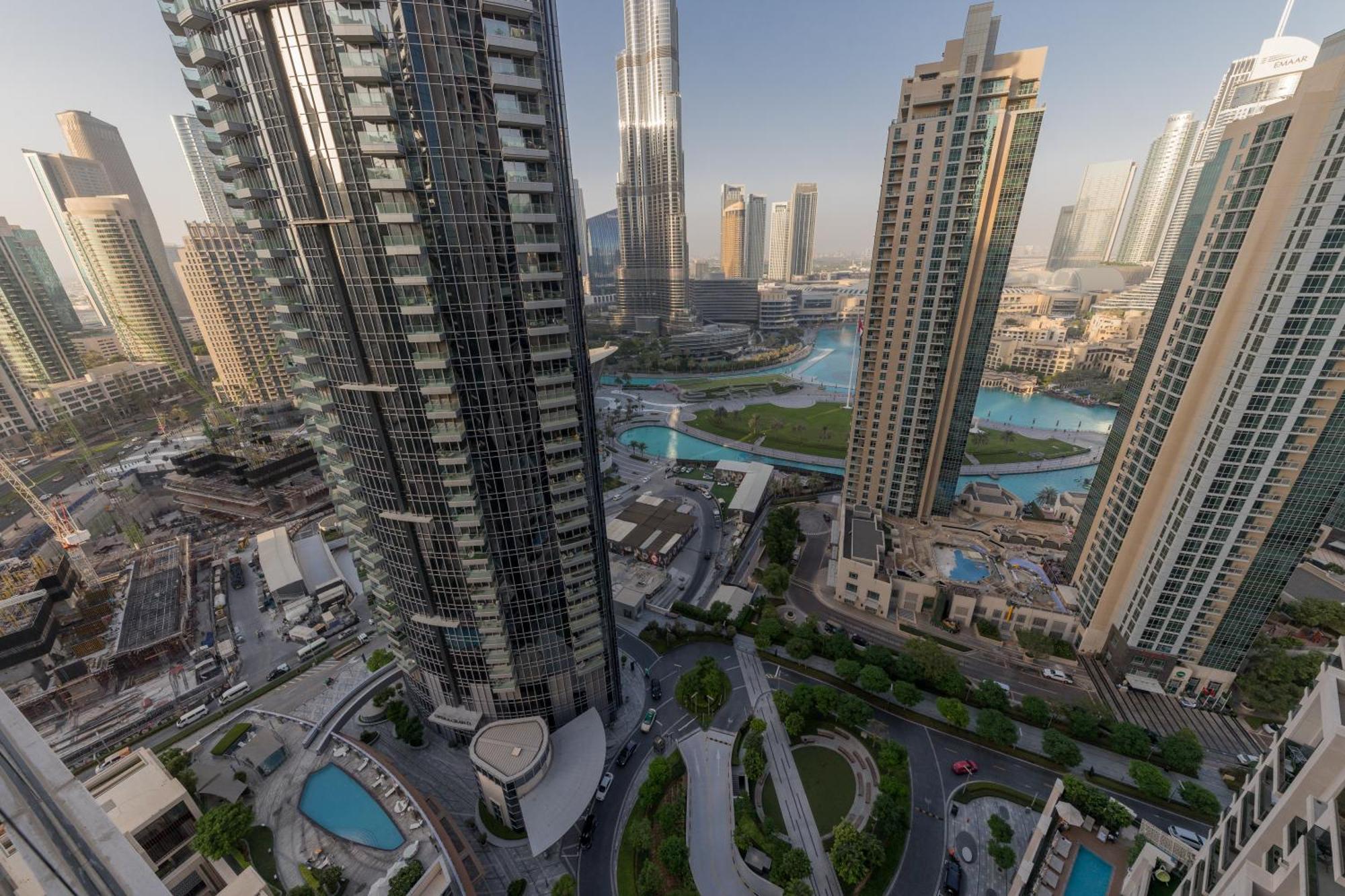 Spacious 3Br Plus Maids Burj Khalifa View دبي المظهر الخارجي الصورة